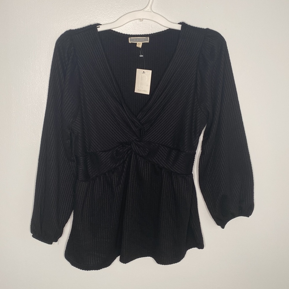 Pleione V-Neck Twist Front Top | size M | New w/Tags